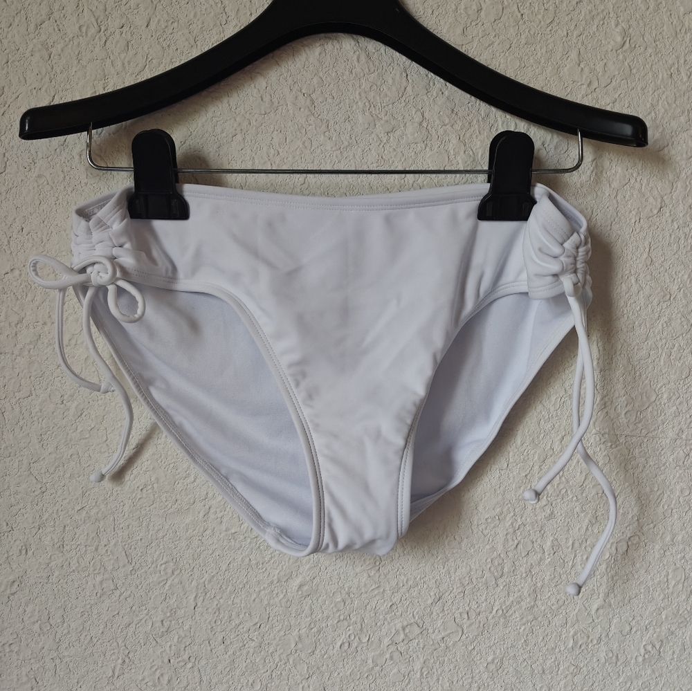 NWT BIKINI BOTTOMS
